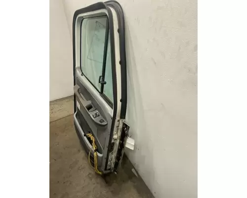 FREIGHTLINER Columbia Door