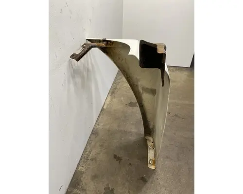 FREIGHTLINER Columbia Fender Extension
