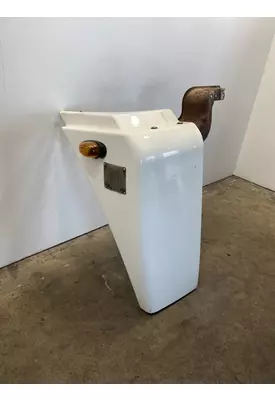 FREIGHTLINER Columbia Fender Extension