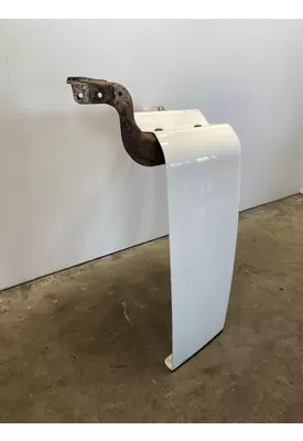 FREIGHTLINER Columbia Fender Extension