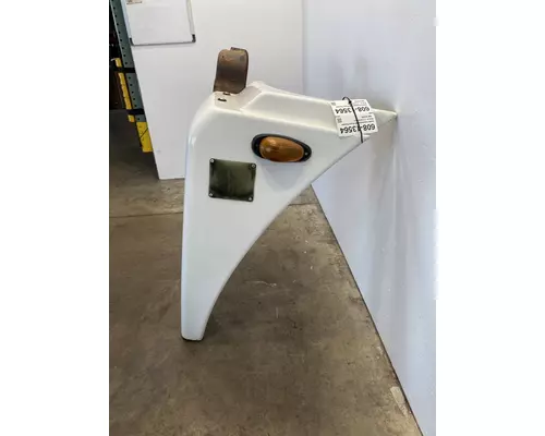 FREIGHTLINER Columbia Fender Extension
