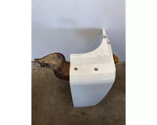 FREIGHTLINER Columbia Fender Extension