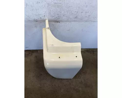 FREIGHTLINER Columbia Fender Extension