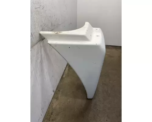 FREIGHTLINER Columbia Fender Extension