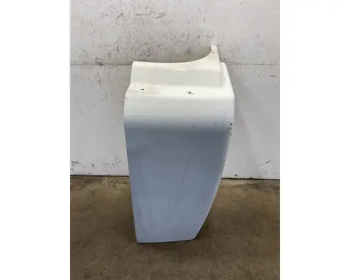 FREIGHTLINER Columbia Fender Extension