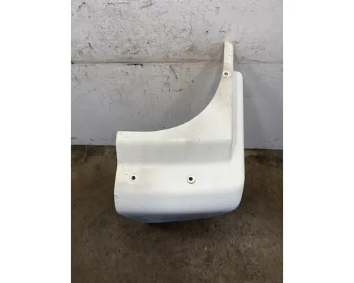 FREIGHTLINER Columbia Fender Extension