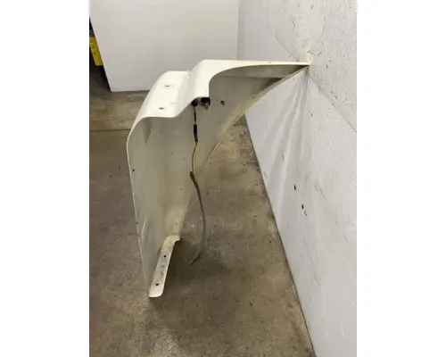 FREIGHTLINER Columbia Fender Extension