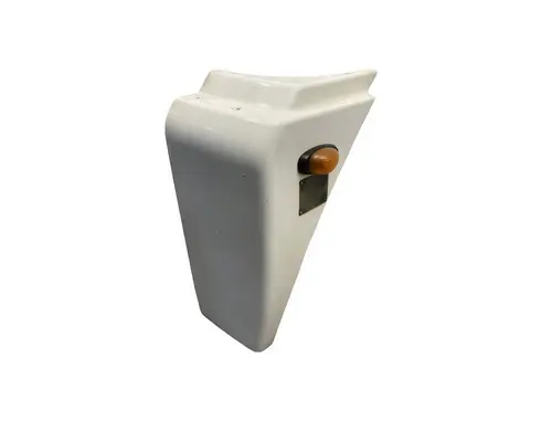 FREIGHTLINER Columbia Fender Extension