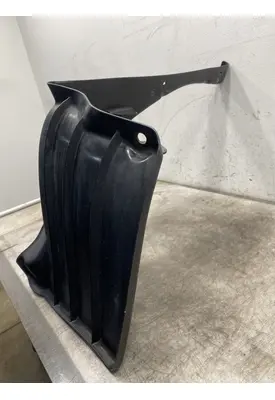 FREIGHTLINER Columbia Fender Extension