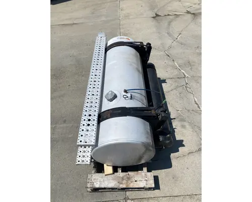 FREIGHTLINER Columbia Fuel Tank