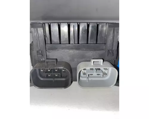 FREIGHTLINER Columbia Fuse Box