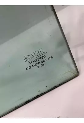 FREIGHTLINER Columbia Glass