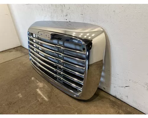 FREIGHTLINER Columbia Grille