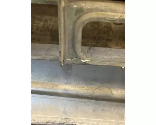 FREIGHTLINER Columbia Grille