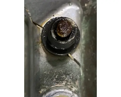 FREIGHTLINER Columbia Grille