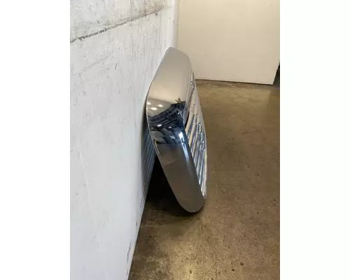 FREIGHTLINER Columbia Grille