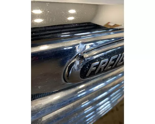 FREIGHTLINER Columbia Grille
