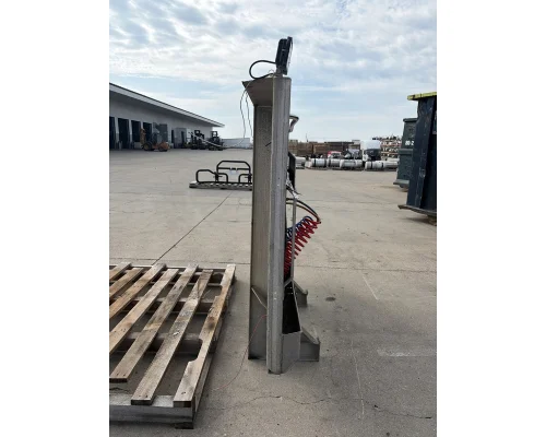 FREIGHTLINER Columbia Headache Rack