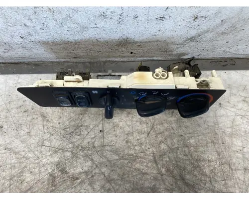 FREIGHTLINER Columbia Heater or Air Conditioner Parts, Misc.