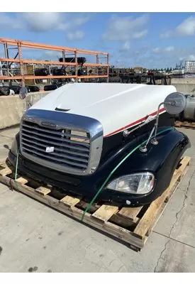 FREIGHTLINER Columbia Hood