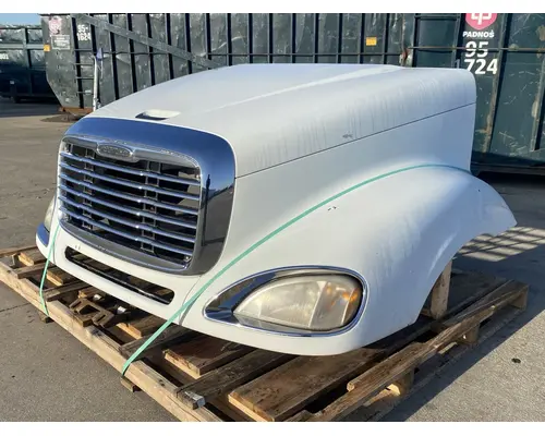 FREIGHTLINER Columbia Hood