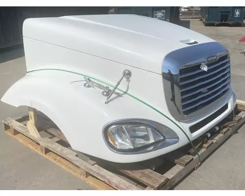 FREIGHTLINER Columbia Hood