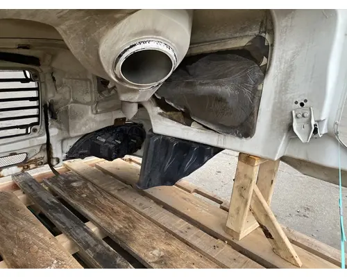 FREIGHTLINER Columbia Hood