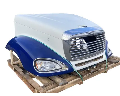 FREIGHTLINER Columbia Hood