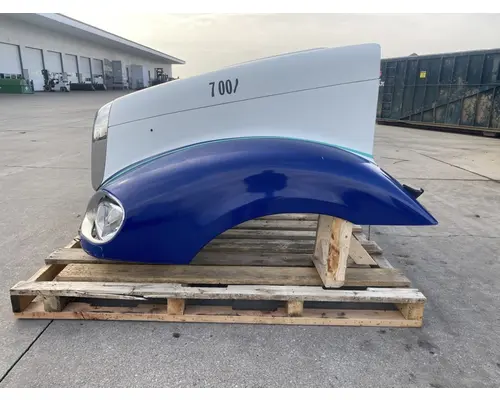 FREIGHTLINER Columbia Hood