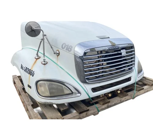 FREIGHTLINER Columbia Hood