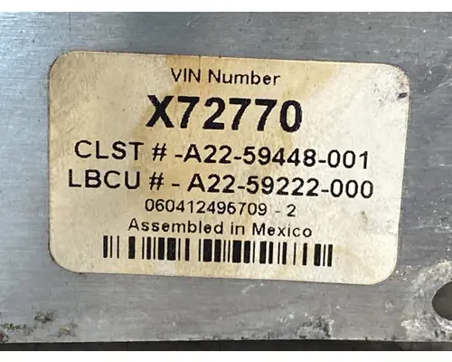 FREIGHTLINER Columbia Instrument Cluster