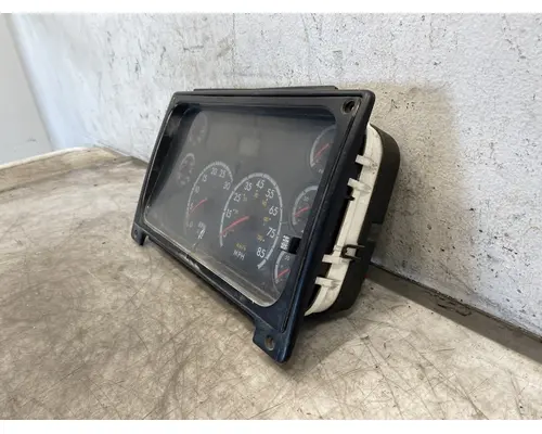 FREIGHTLINER Columbia Instrument Cluster