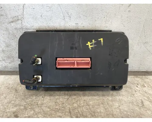 FREIGHTLINER Columbia Instrument Cluster