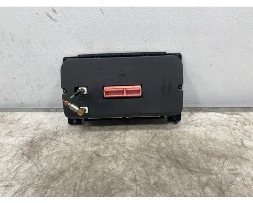 FREIGHTLINER Columbia Instrument Cluster