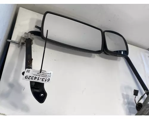 FREIGHTLINER Columbia Mirror (Side View)