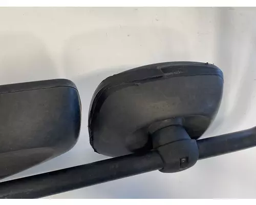 FREIGHTLINER Columbia Mirror (Side View)