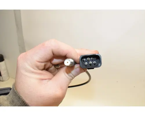 FREIGHTLINER Columbia Mirror (Side View)