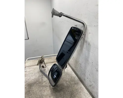 FREIGHTLINER Columbia Mirror (Side View)