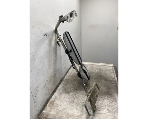 FREIGHTLINER Columbia Mirror (Side View)