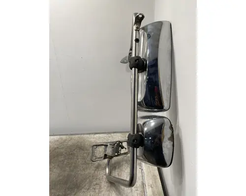 FREIGHTLINER Columbia Mirror (Side View)
