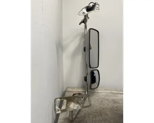 FREIGHTLINER Columbia Mirror (Side View)