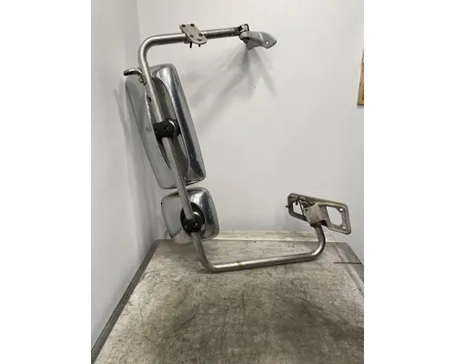 FREIGHTLINER Columbia Mirror (Side View)