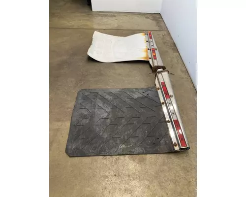 FREIGHTLINER Columbia Miscellaneous Parts
