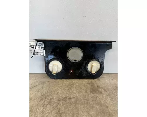 FREIGHTLINER Columbia Rear Light Panel