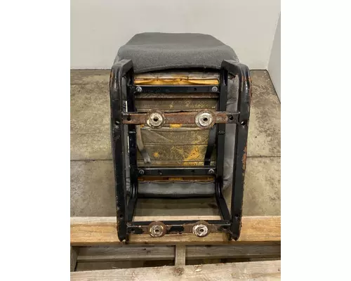 FREIGHTLINER Columbia Seat, Front
