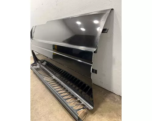 FREIGHTLINER Columbia Side Fairing