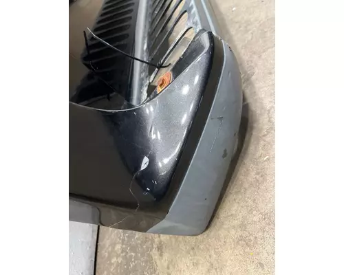 FREIGHTLINER Columbia Side Fairing