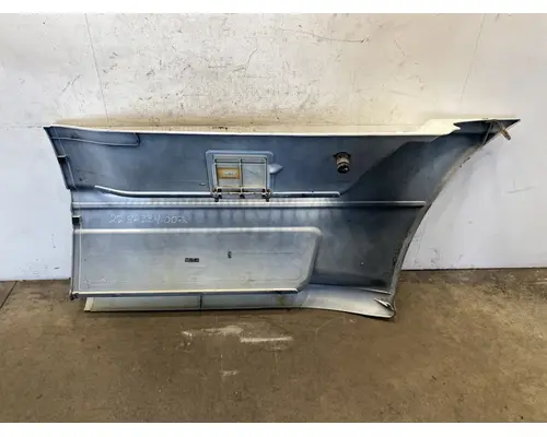 FREIGHTLINER Columbia Side Fairing