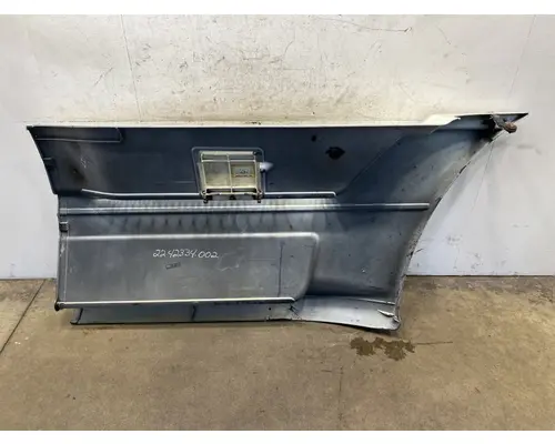 FREIGHTLINER Columbia Side Fairing