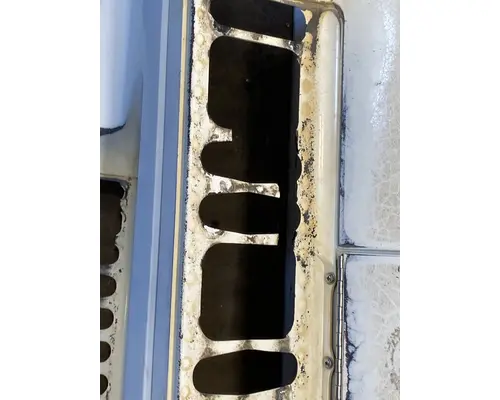 FREIGHTLINER Columbia Side Fairing